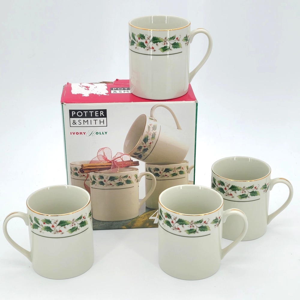 Potter & Smith Ivory Holly Mugs Set of 4 8 oz Christmas Japan Gold Trim